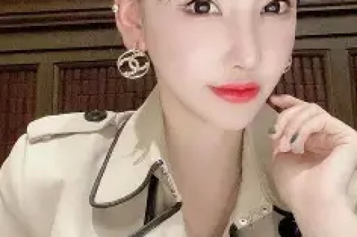 网红直播时被警方当场带走！国际大牌全是假货